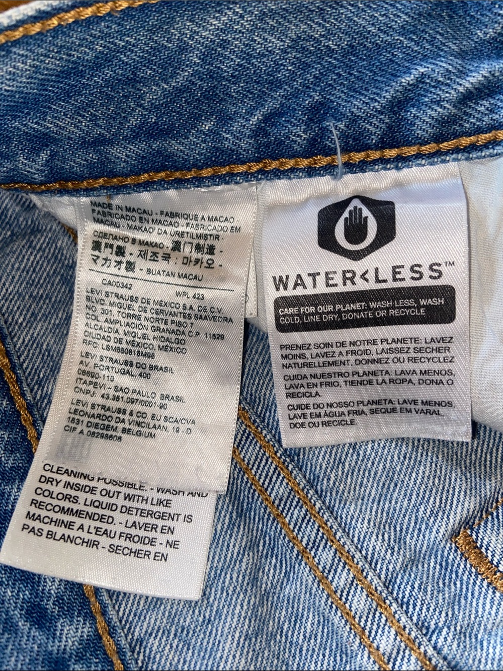 Levi’s Wedgie Fit Blue Denim Jeans Factory Distressed Button Fly Tapered 27 - Picture 10 of 16